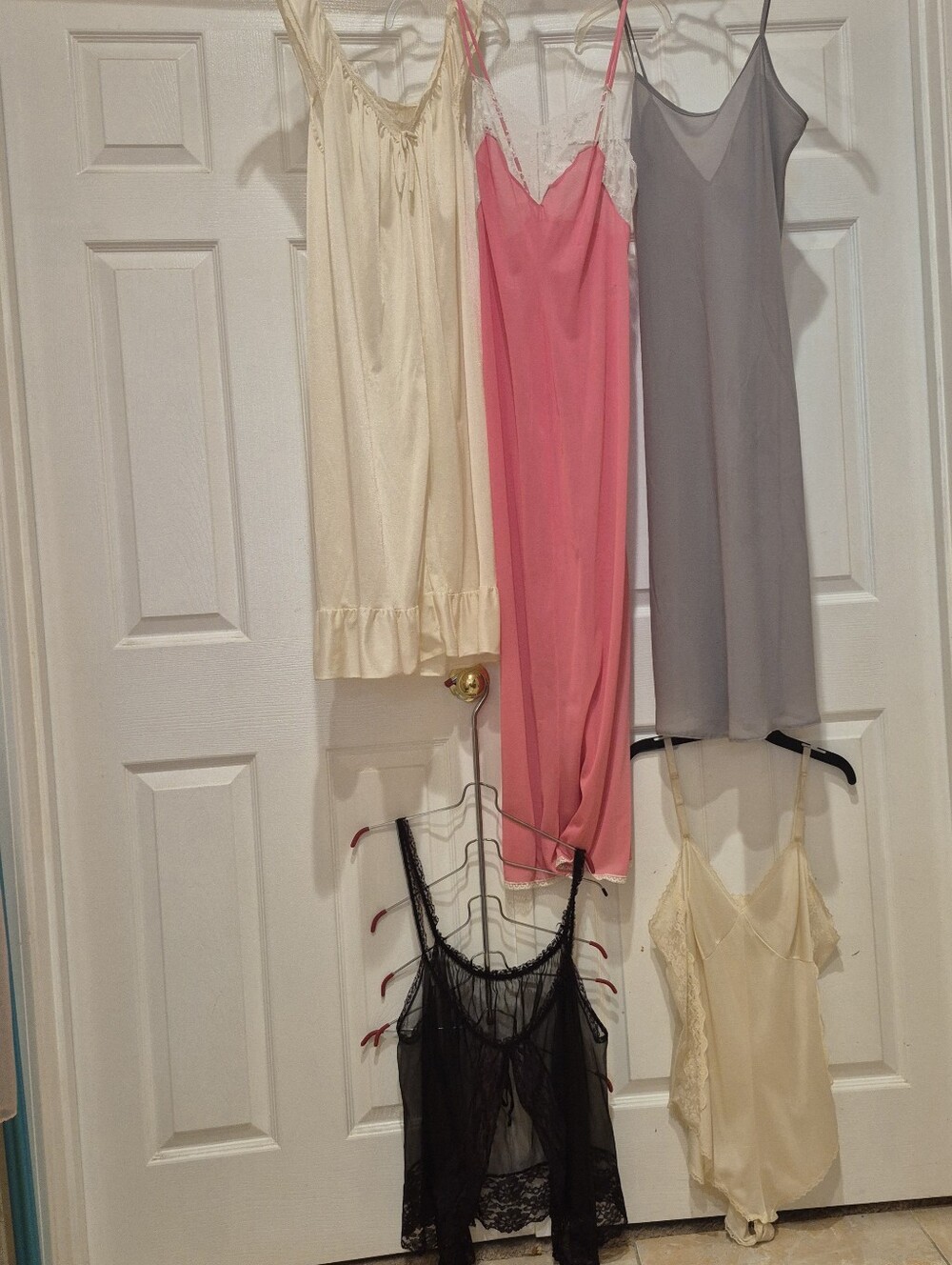 (5) Vintage Women's Nightgowns '60s 70s Variety Of Styles Unworn In Good Shape